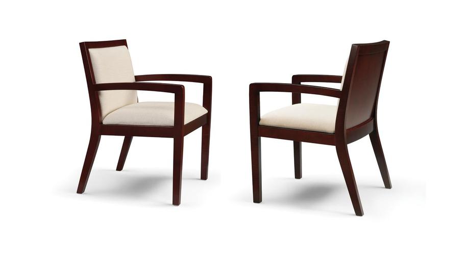 Facelift Replay Guest Seating